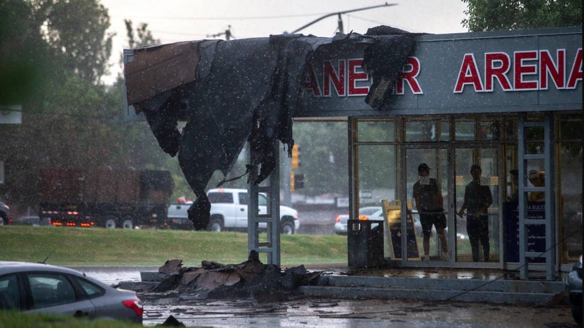 100 mph Winds Threaten South Dakota as Dangerous Storm Intensifies