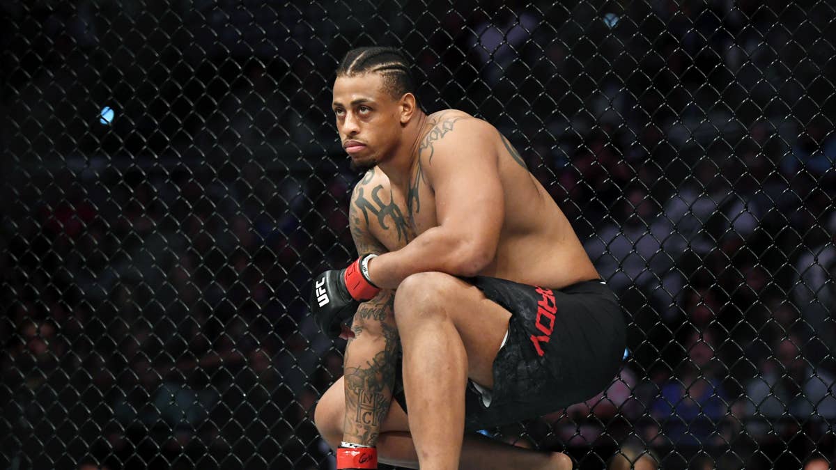 52-Pound Weight Advantage Not Enough: Greg Hardy Knocked Out by Lighter Fighter