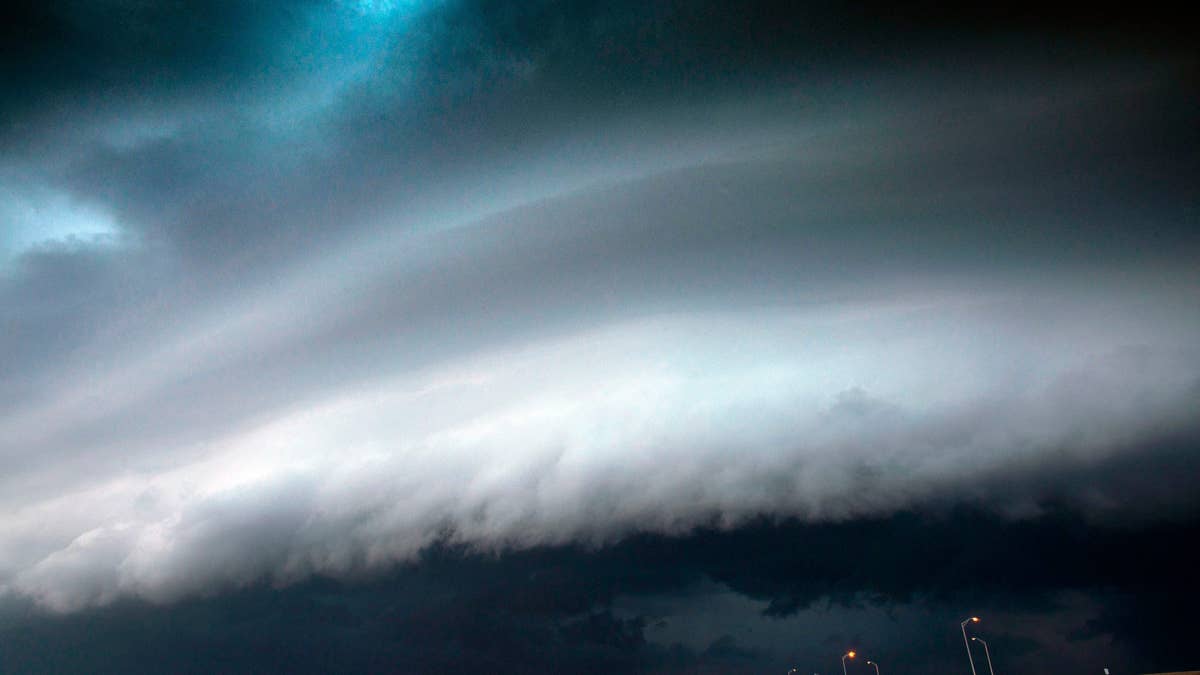 60 MPH Winds and Baseball-Sized Hail: 3 States Brace for Terrifying Thunderstorm