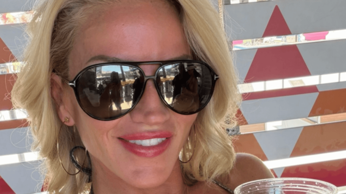 A-Rod's Ex Jaclyn Cordeiro Sizzles in Swimsuit Snap After Split