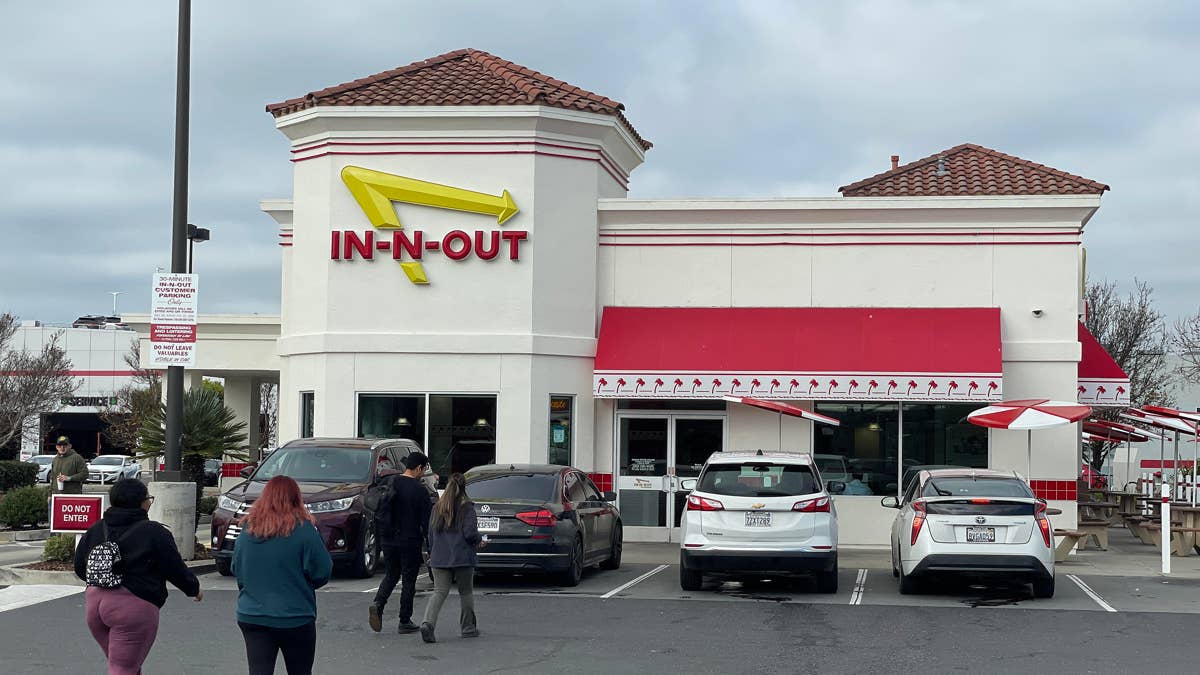 After Idaho In-N-Out Shooting, US Urges Vigilance