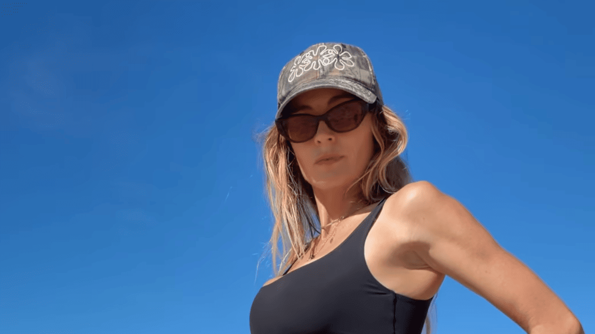 Alana Blanchard's Beach Workout Photo Sets Instagram Ablaze