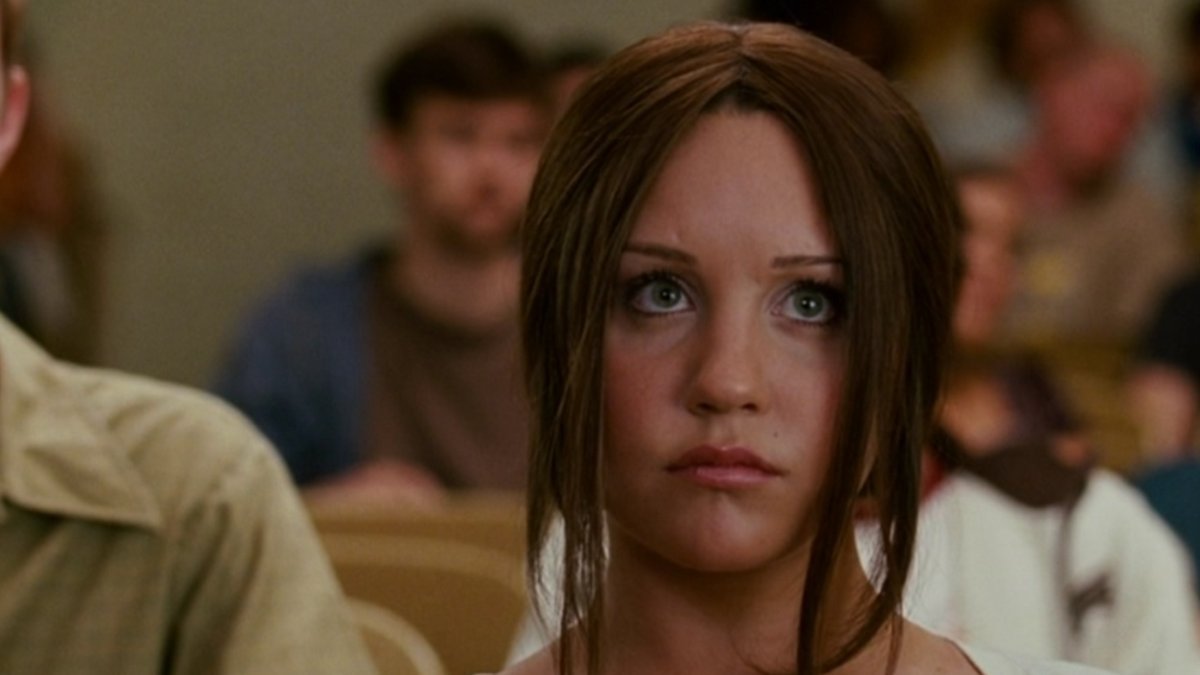 Amanda Bynes, 40, Looks Unrecognizable in New Candid Photos