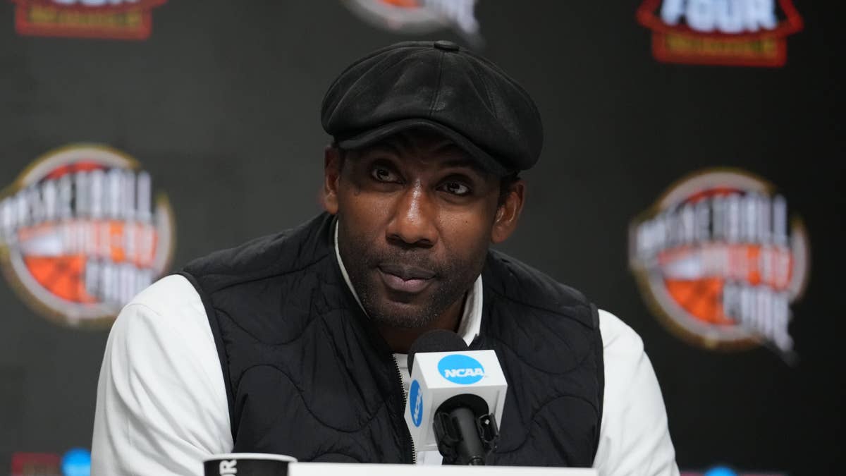 Amar'e Stoudemire Shocks Fans with Jalen Brunson as Top Knick Ever