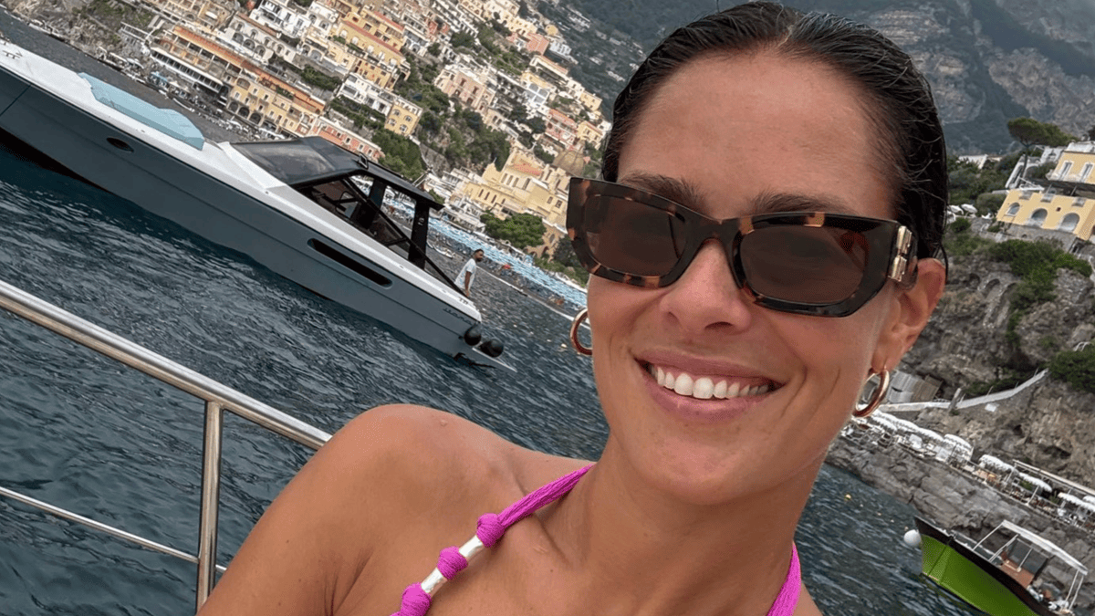 Ana Ivanovic Turns Heads with Pink Swimsuit Snap at 38