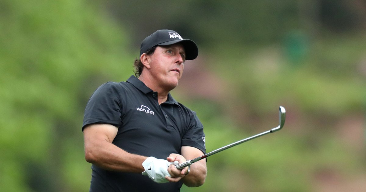Augusta Extends Support as Mickelson's Absence Creates Historic Masters Void