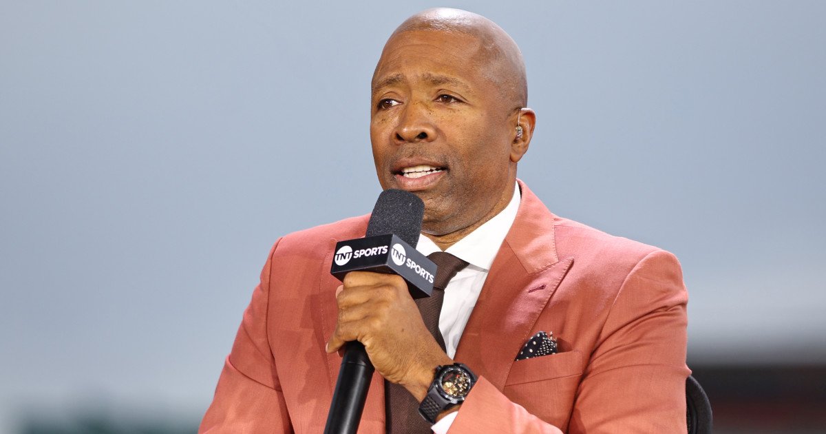 Barkley's Beach Joke as Montgomery Steps In for Ailing Kenny Smith