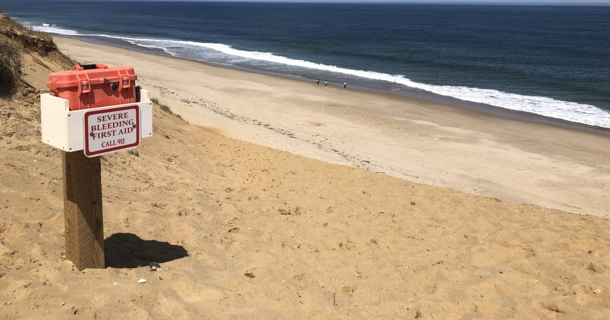 Beach Season Alert: Hidden Danger in the 'Swash Zone' Could Spoil Your Summer