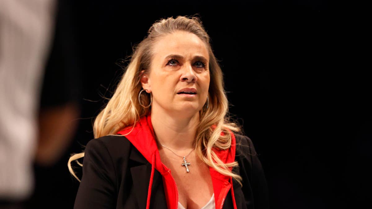Becky Hammon Unleashes on WNBA Refs: 'Fine Me, I Don't Care'