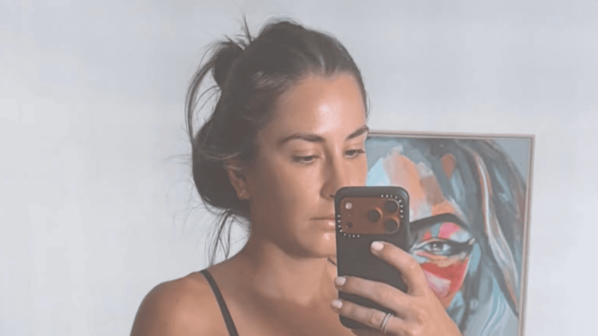 Belinda Bencic Drops Stunning Swimsuit Photos, Sends Fans Into a Frenzy