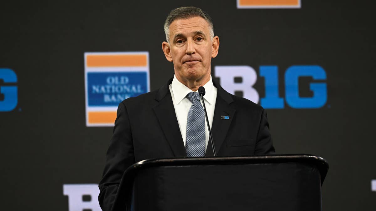 Big Ten Dismisses Fan Polls, Pushes 24-Team Playoff Despite Backlash
