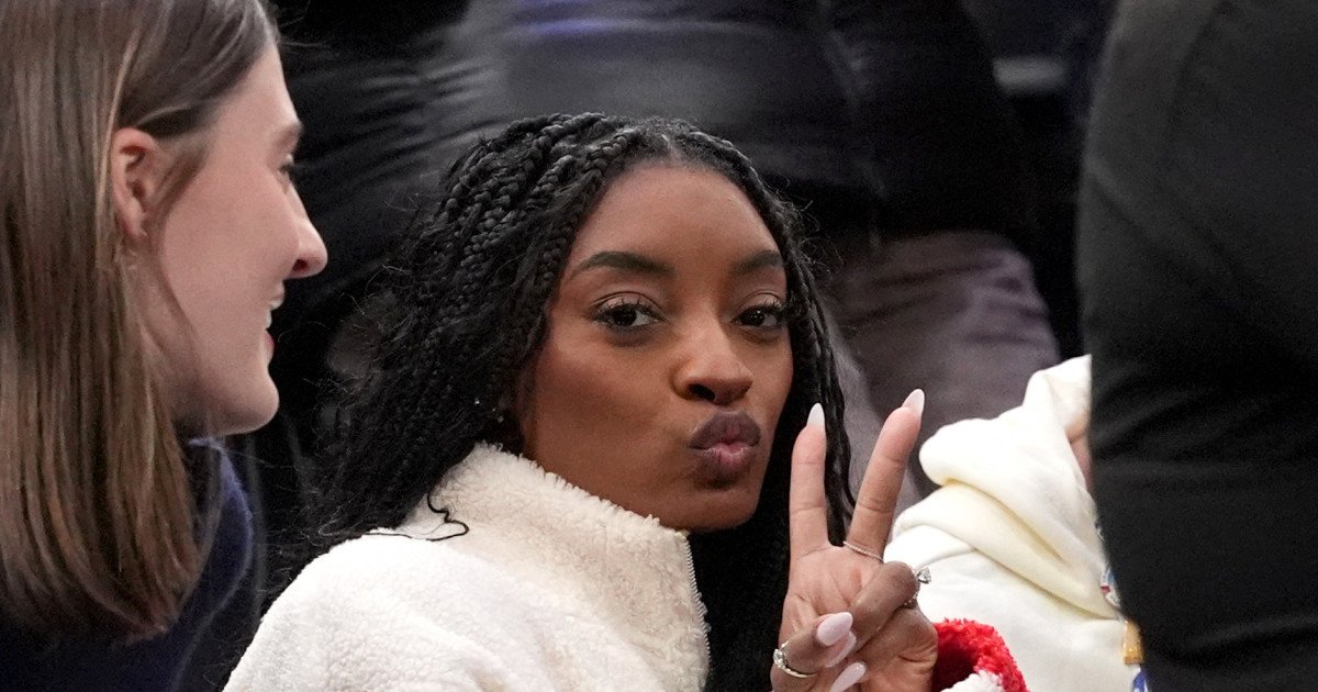 Biles Cheers Husband's Move to Colts: 'Indy, Here We Come!'