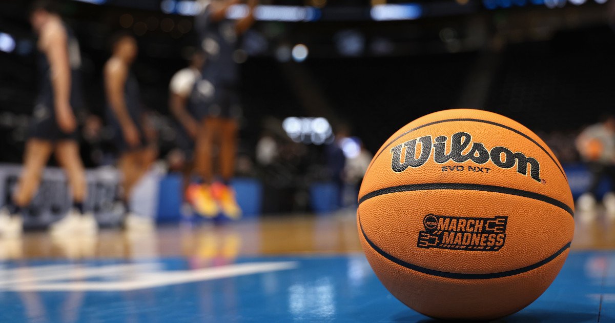 Black Sunday: Four College Basketball Programs Axe Head Coaches in Major Shakeup