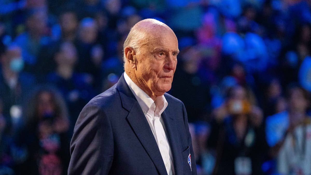 Bob Pettit, NBA Pioneer and Hawks Icon, Dies at 93