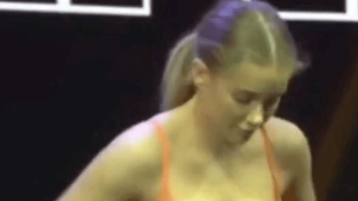 Boxer Sammy-Jo Luxton Sparks 'Perfect Body' Debate After Viral Weigh-In Video