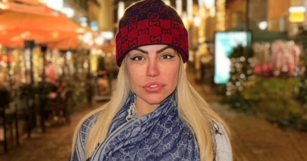 Brazilian Influencer's 'Mission' Sparks Chaos at Swift-Kelce Awards Night