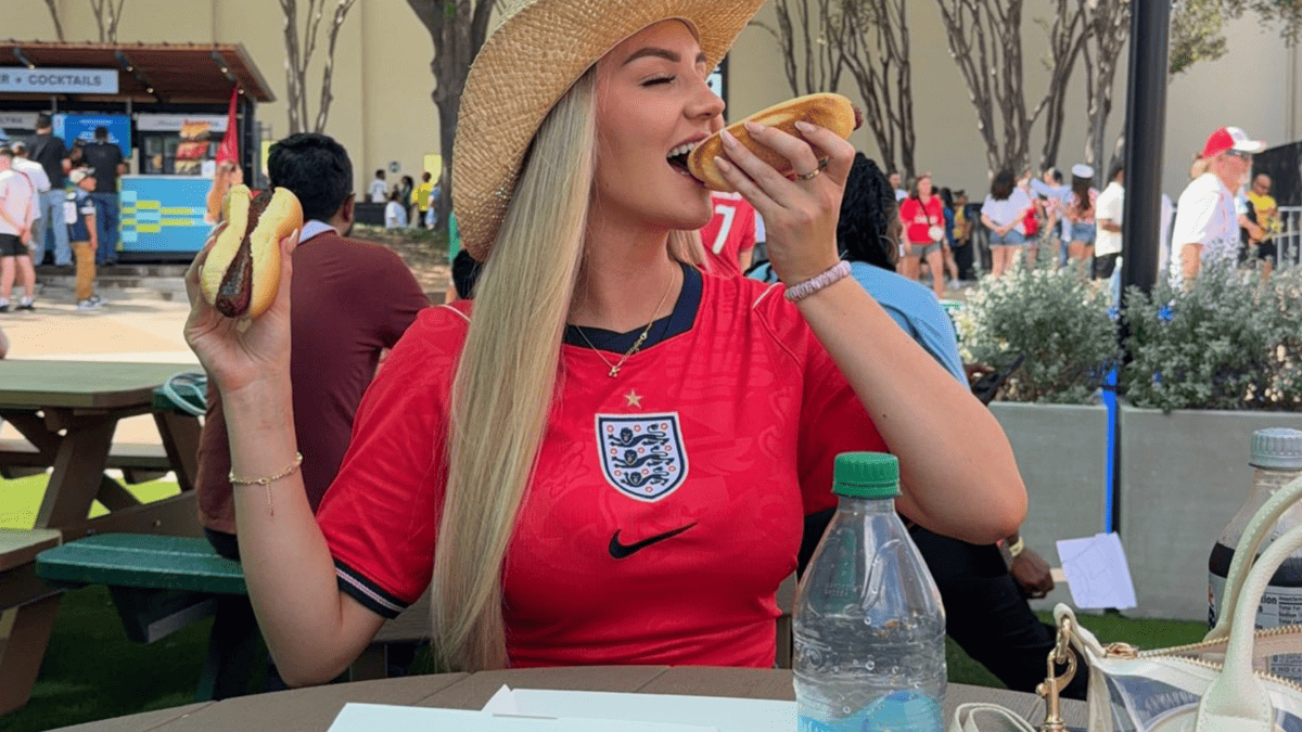 British Fans Go Wild for American Hot Dogs at World Cup: 'Why Does the Sausage Taste So Good?'