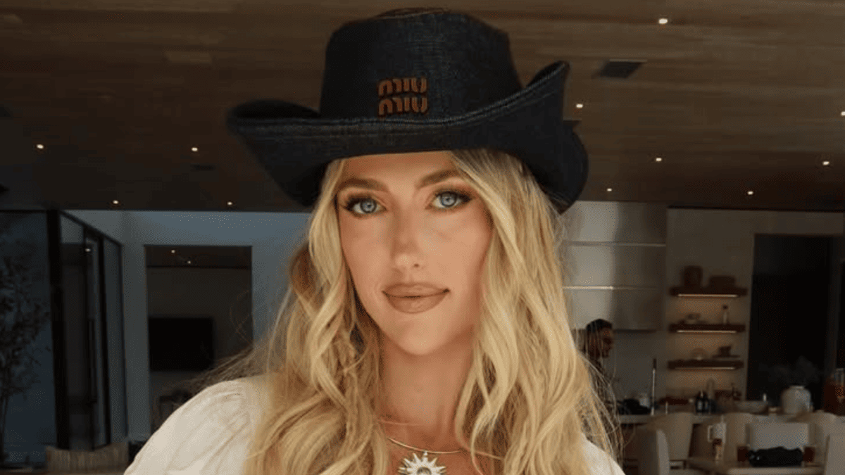 Brittany Mahomes Ropes In NFL Fans With Sizzling Cowgirl Look