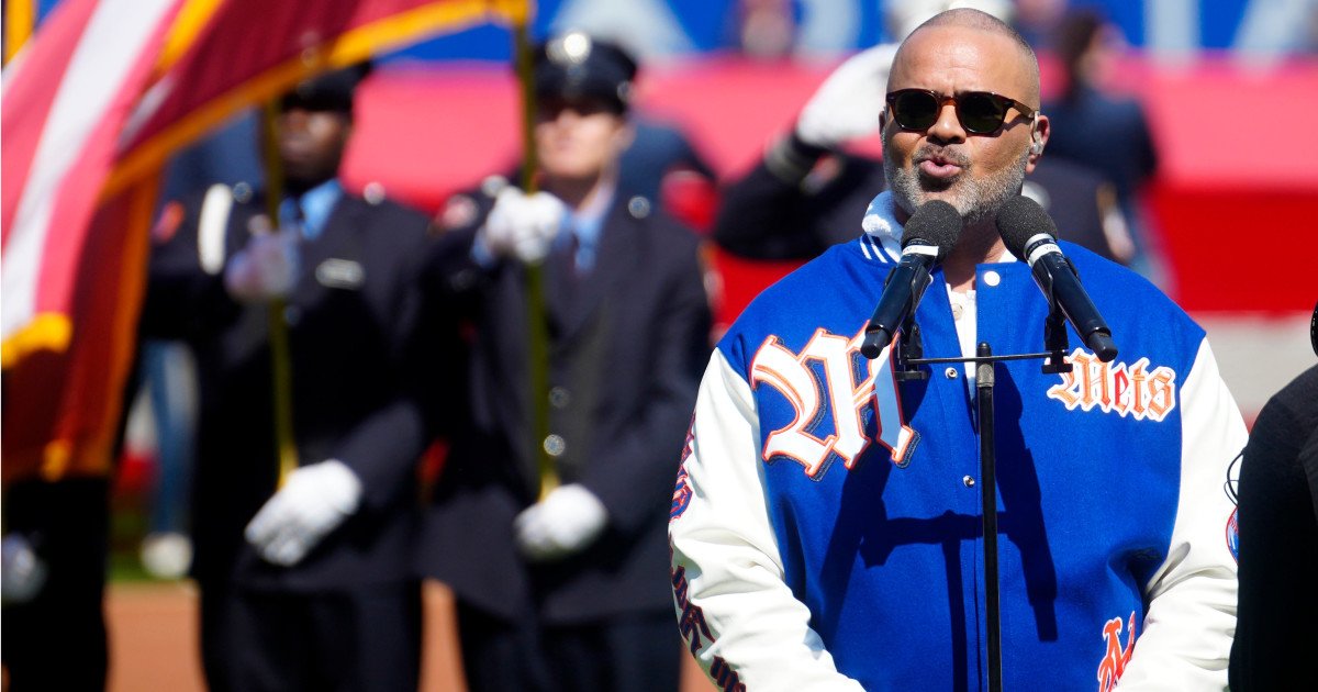 Broadway's George Washington Bounces Back After Anthem Mishap