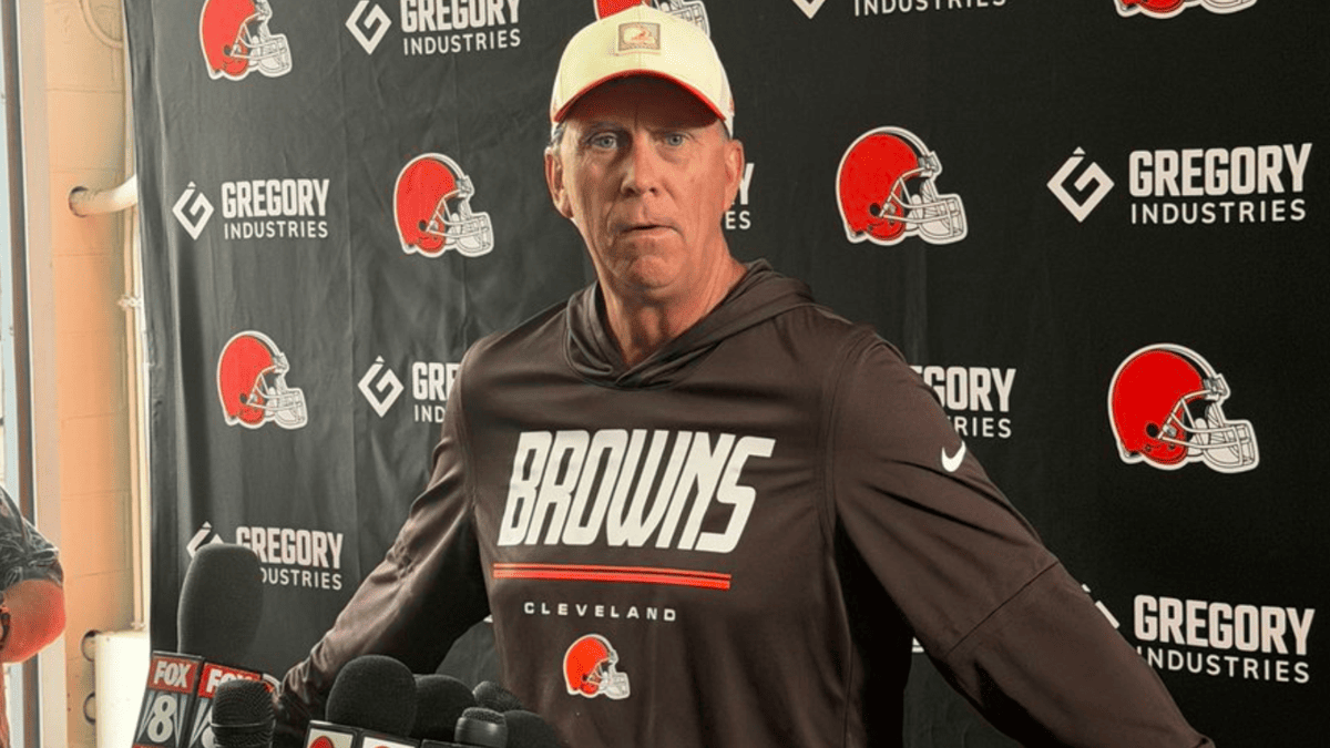 Browns QB Battle: Monken's Mixed Signals Raise Eyebrows