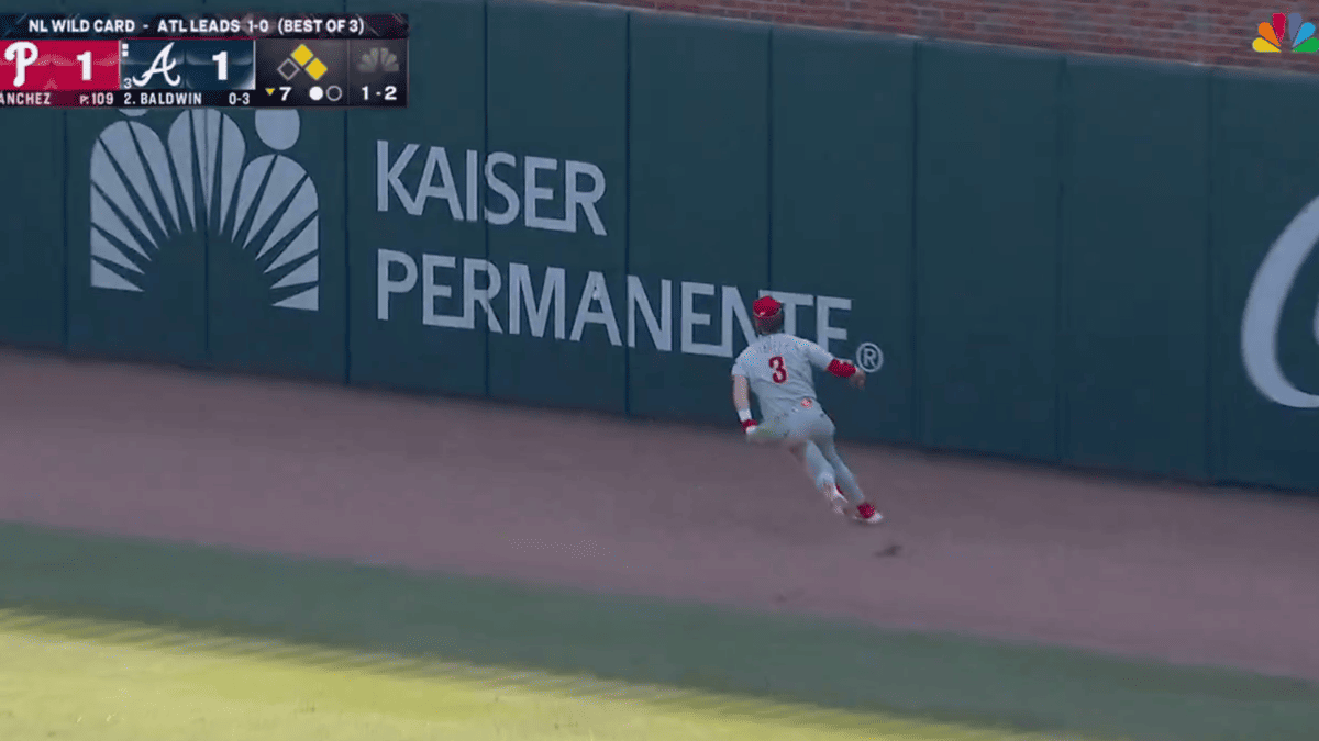 Bryce Harper's Game 2 Drop Video Is a Total Disaster