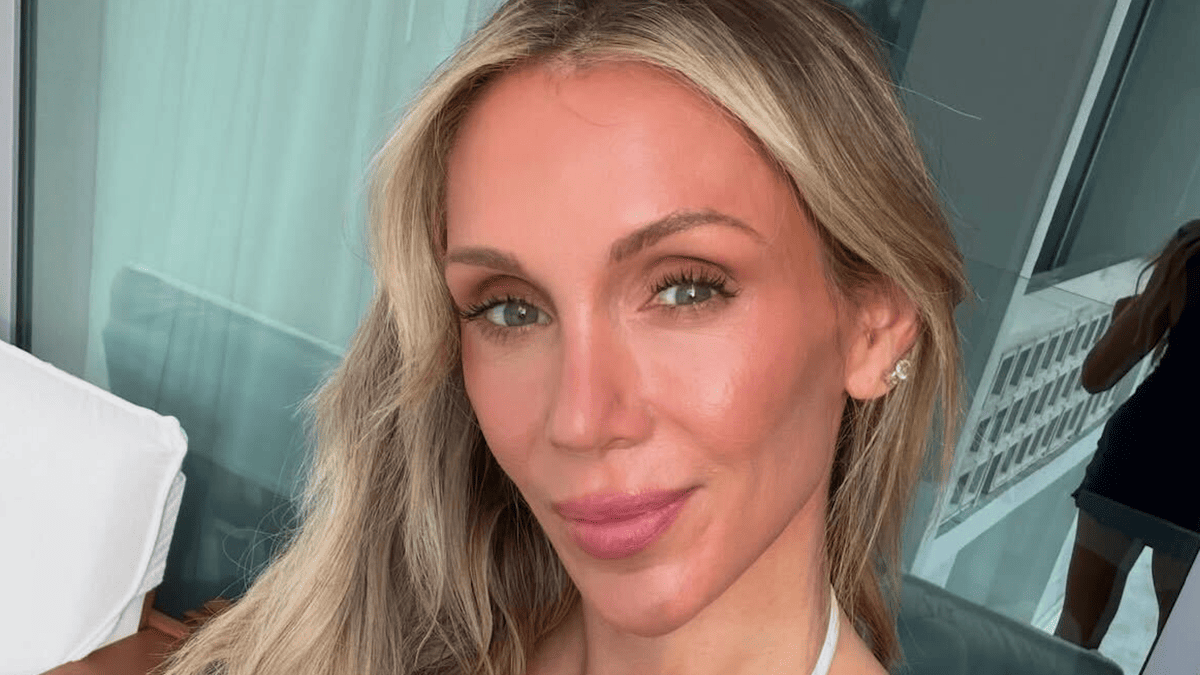 Charlotte Flair Stuns Fans with Pink Swimsuit Photoshoot in Miami