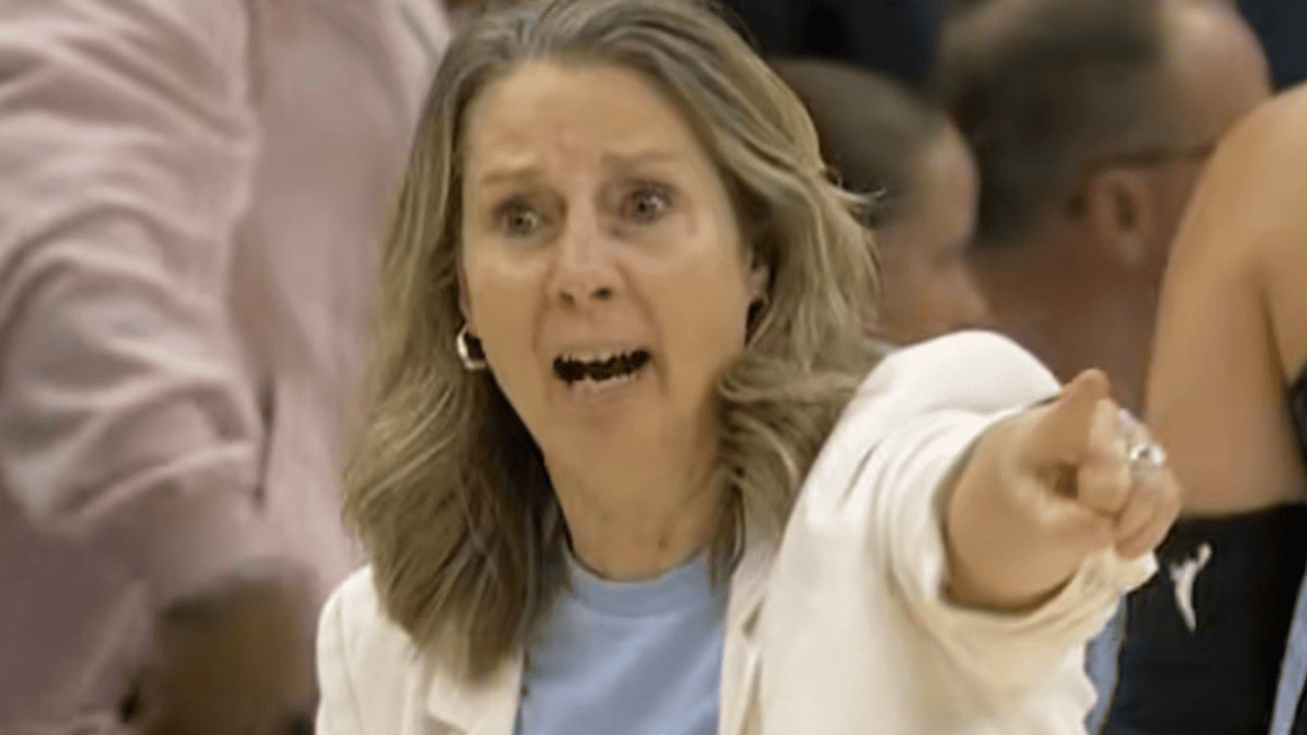Cheryl Reeve's T-Shirt Message to Sophie Cunningham Is Loud and Clear