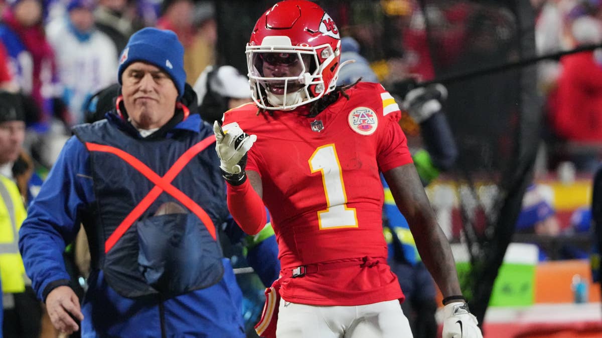 Chiefs' Receiving Corps Takes a Hit as Two Wideouts Go Down in Saturday's Practice
