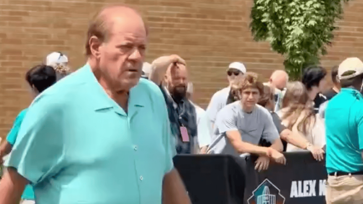 Chris Berman's Unsteady Walk at Hall of Fame Sparks Health Worries
