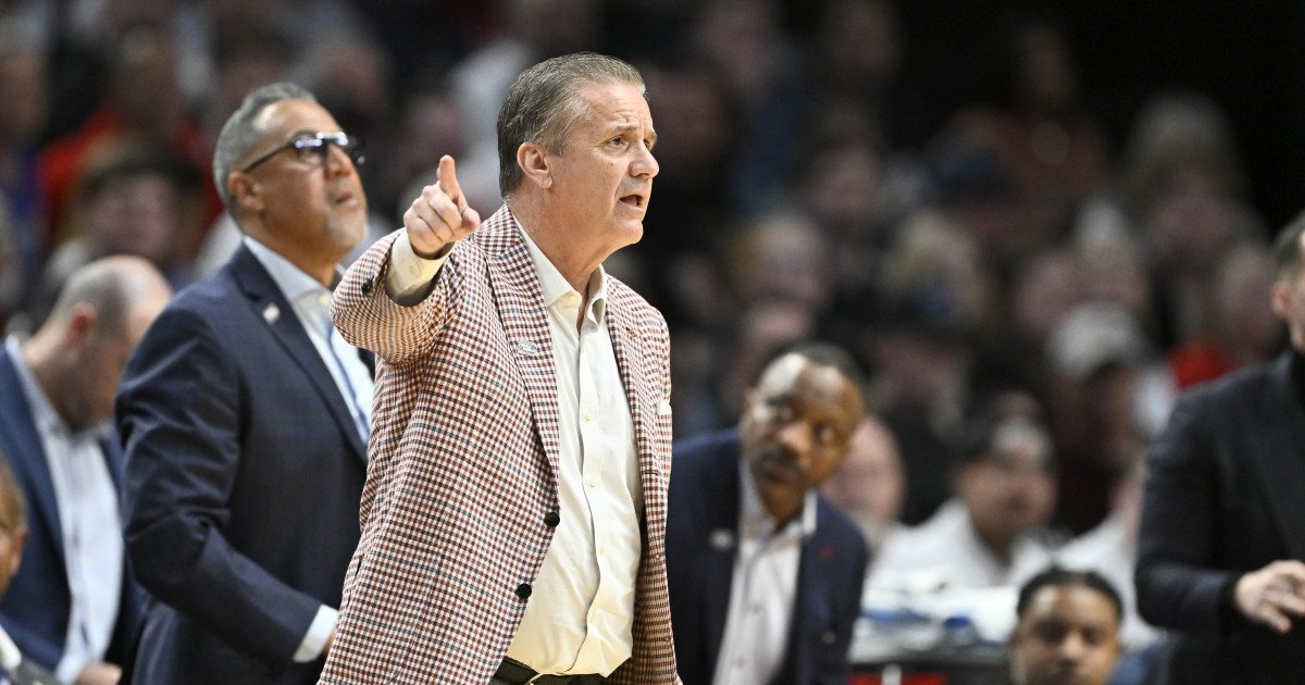 Coach Cal's Presidential Pass: Calipari Ditches Trump Summit for Razorbacks Thriller