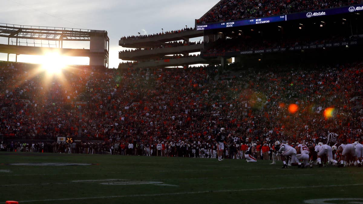 College Football World Mourns as Auburn Voice Paul Ellen Dies at 75