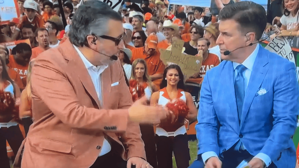 College GameDay Fans Erupt Over Ted Cruz Interview in Austin