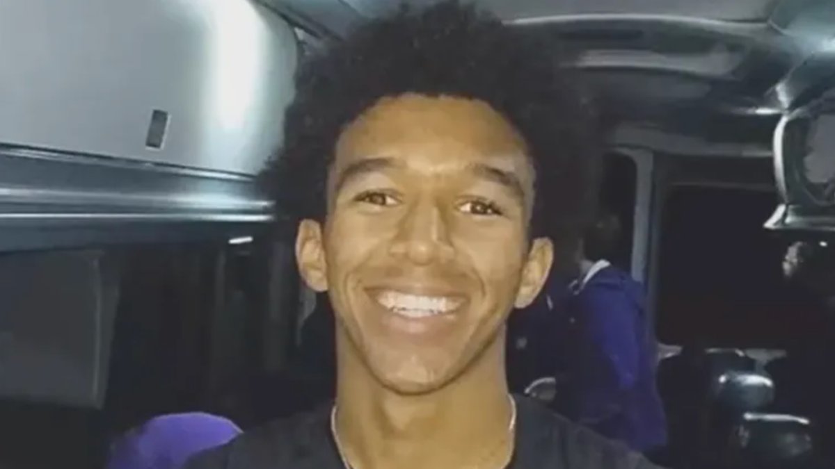 College Soccer Star, 19, Loses Leg After On-Field Injury