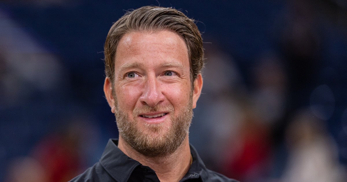 Congressman Swalwell Tells Barstool's Portnoy: 'Stick to Sports' in Fiery Clash