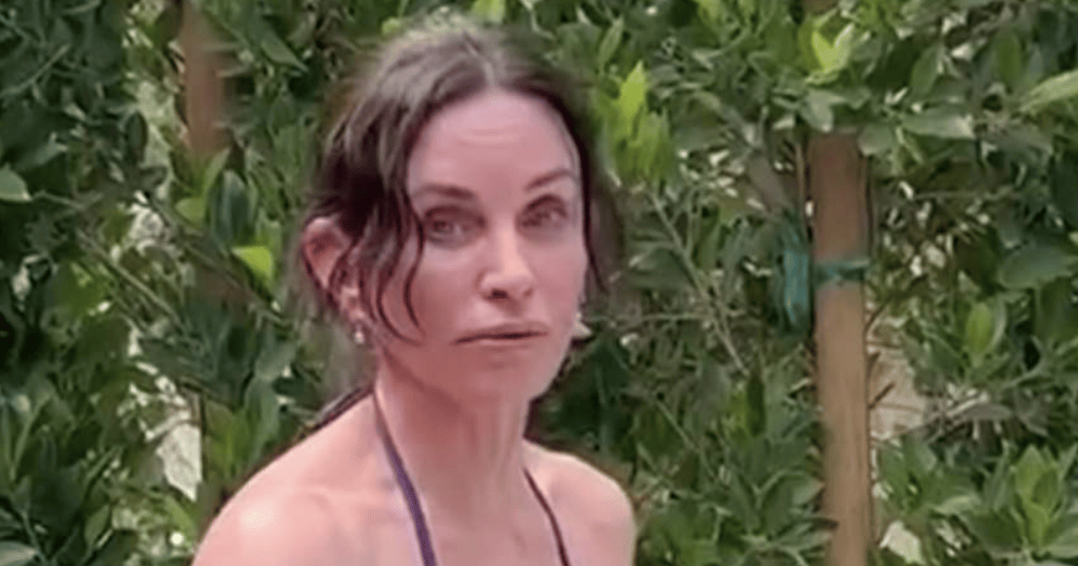 Courtney Cox's Blue Swimsuit Cold Plunge Ignites Social Media Frenzy at 61