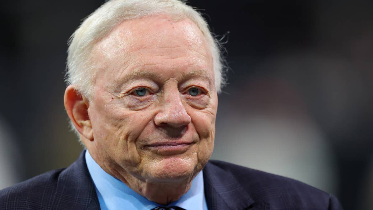 Cowboys' Jerry Jones Backs Defensive Coordinator Despite Woes