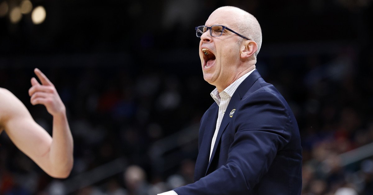 Dan Hurley's Sideline Fireworks Earn Official Warning in Heated Elite Eight Battle