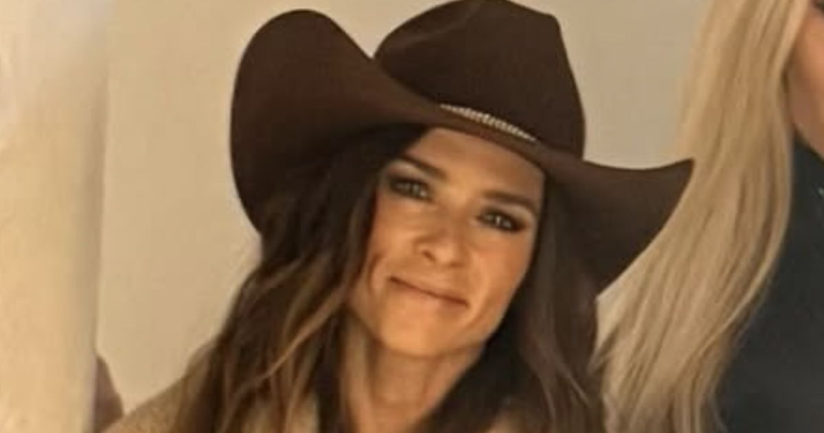 Danica Patrick Hits Colorado Slopes for Epic Ski Weekend with Friends