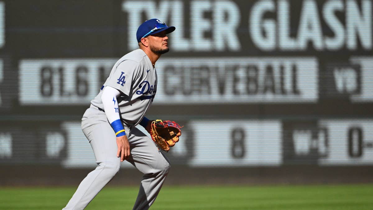 Dodgers' Miguel Rojas Mourns Sudden Loss of Father, 'Micky'