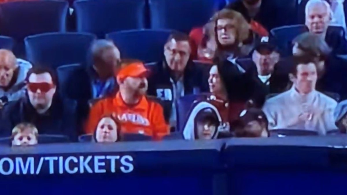 Dua Lipa Wins Over Marlins Man With Classy Yankees Playoff Behavior