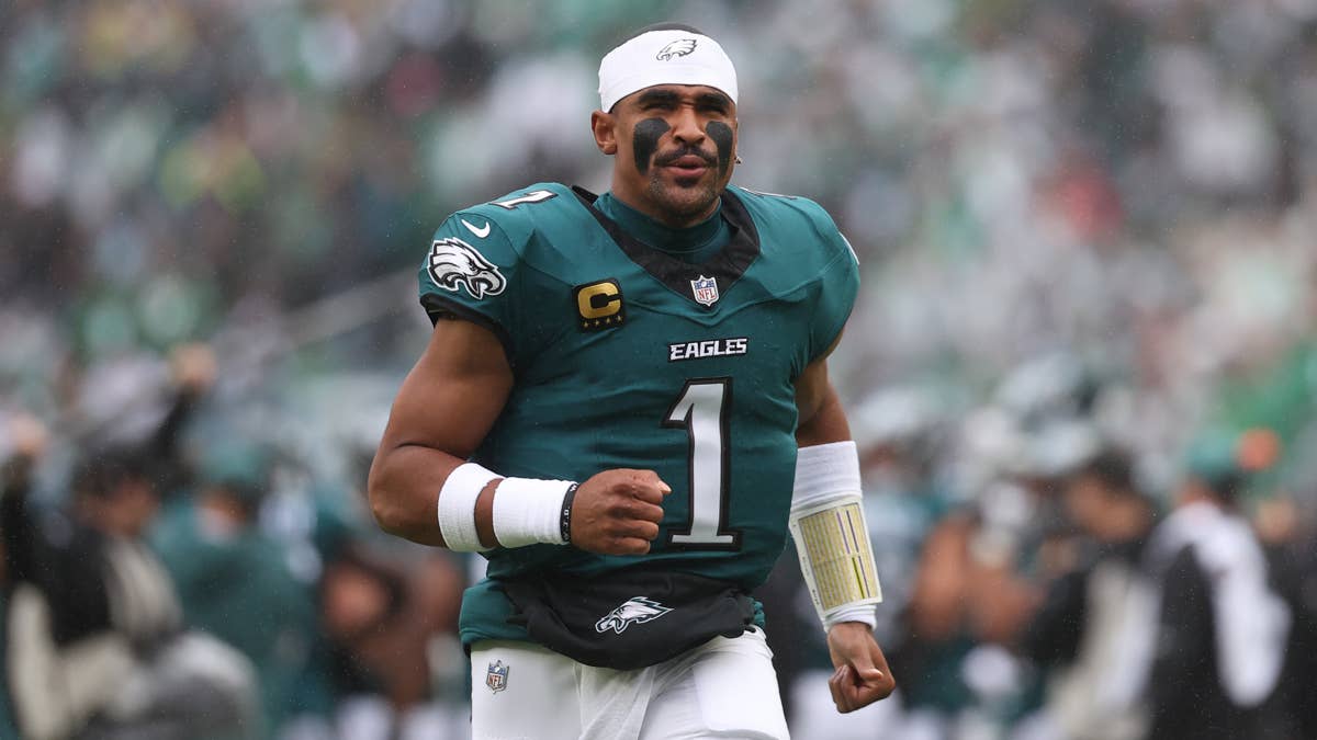 Eagles Legends Rip Hurts After Rough Start: 'He's Not as Good as People Think'