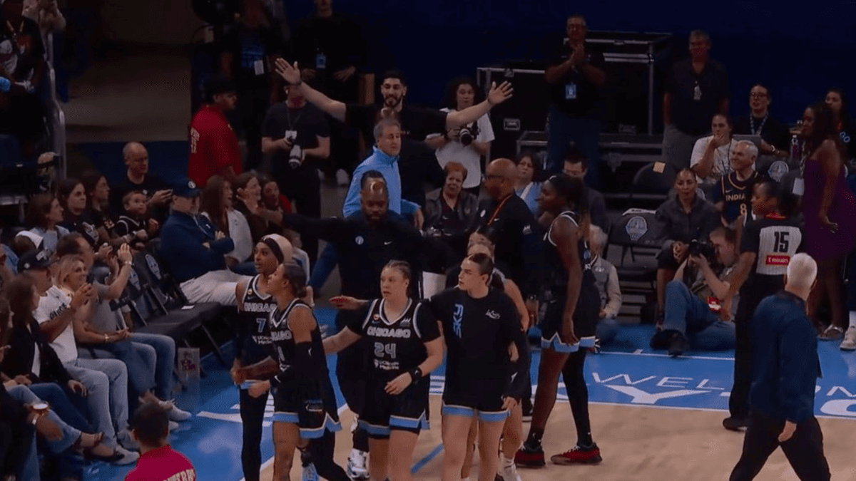 Enes Kanter Thrown Out of Sky-Fever Game After Courtside Clash