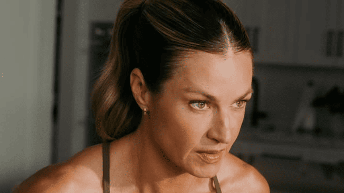 Erin Andrews' Latest Workout Photo Has NFL Fans Fired Up