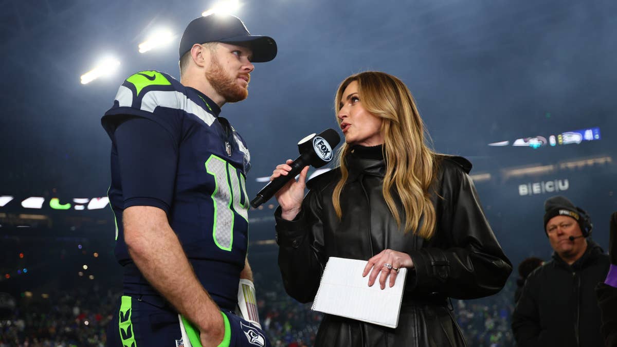 Erin Andrews' Rainy Sideline Reality Check
