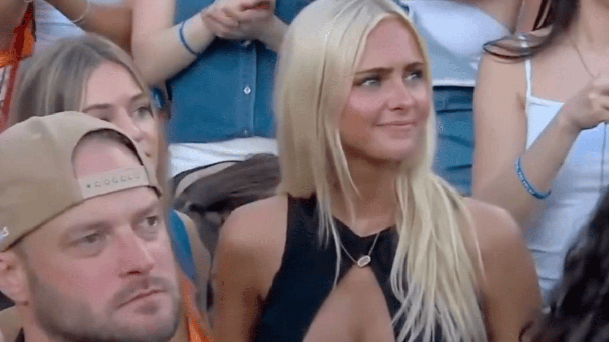 ESPN Cameraman's Zoom on Florida Fan Sparks Social Media Frenzy