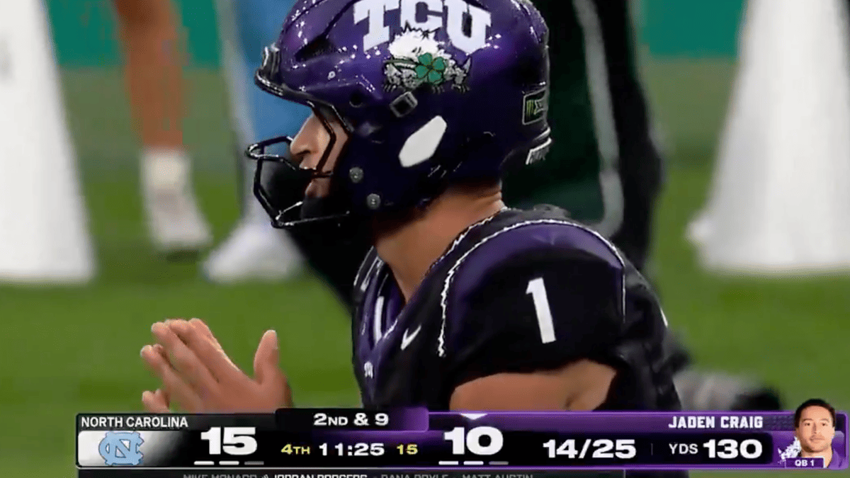 ESPN's New Scorebug Feature Splits College Football Fans