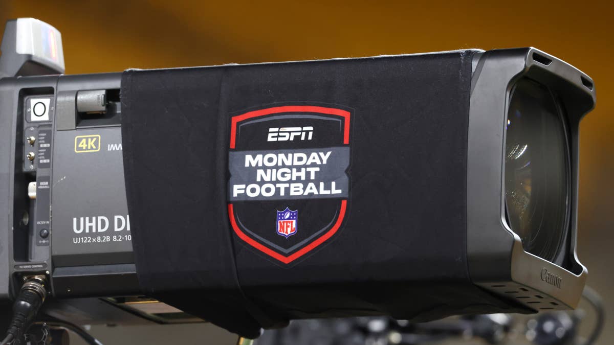 ESPN's No. 2 NFL Booth Gets a Frontrunner: Dave Pasch in the Lead