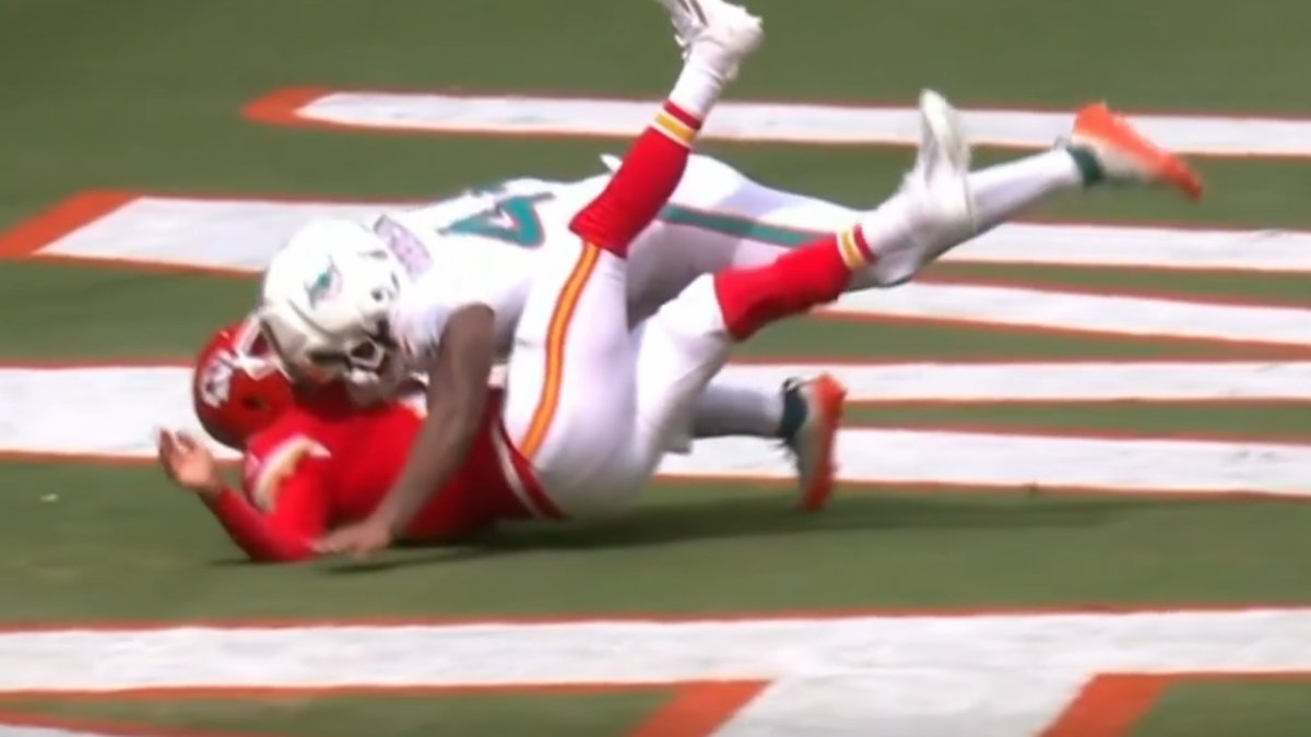 Ex-Chiefs QB Drops Bombshell: Refs Pre-Selected Flag on Mahomes Hit