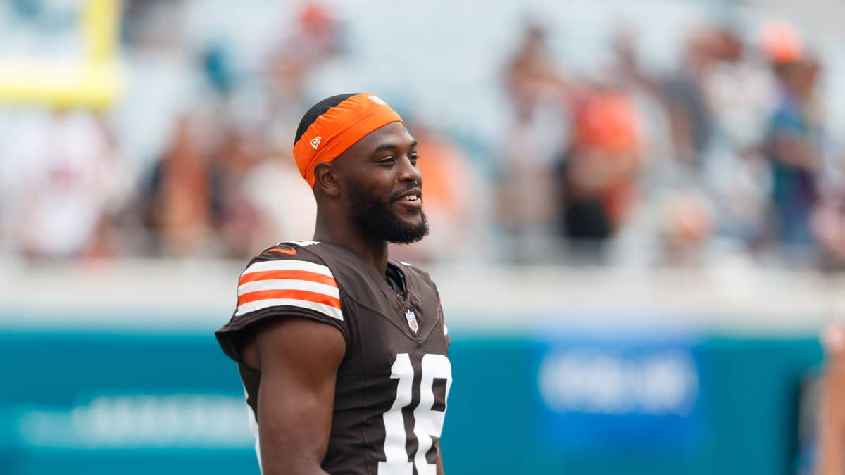 Ex-NFL Star David Bell Sues for $300M Over Alleged Botched Surgery
