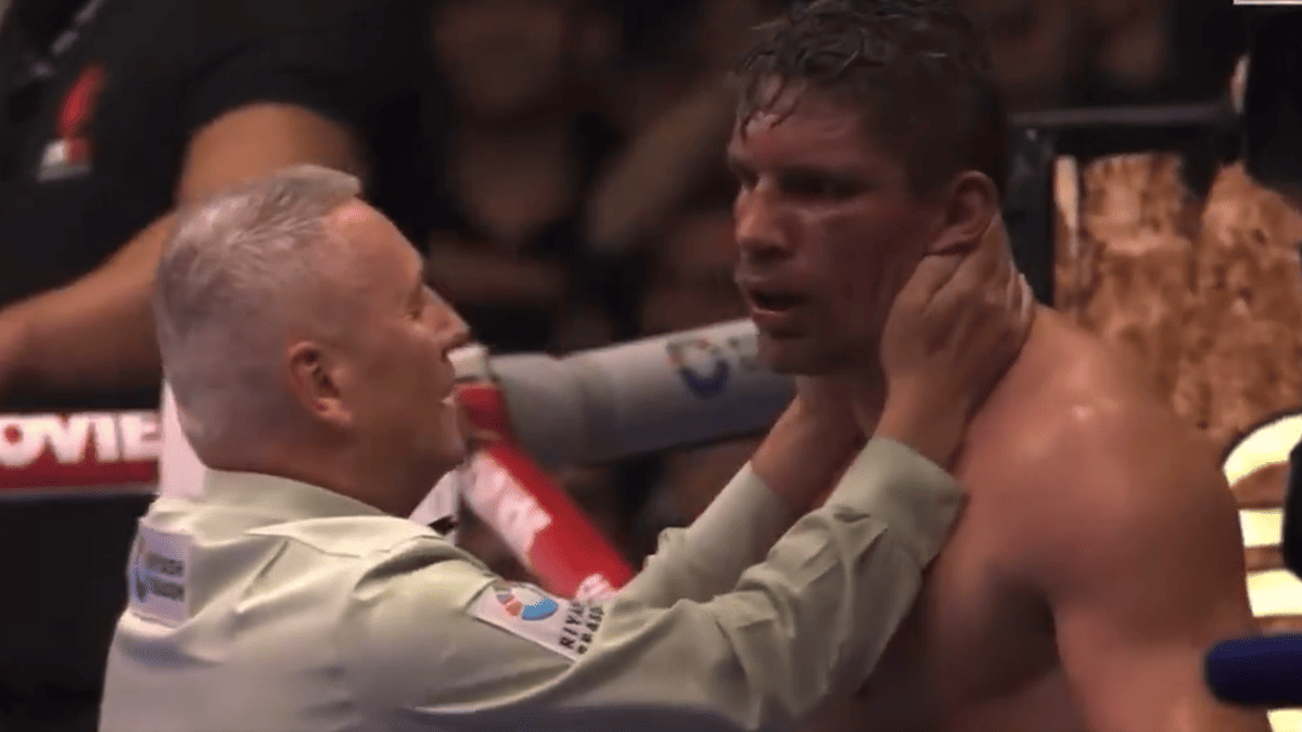 Fans Erupt Over 'Fixed' Stoppage in Usyk vs. Verhoeven: 'Worst Call in Boxing History'